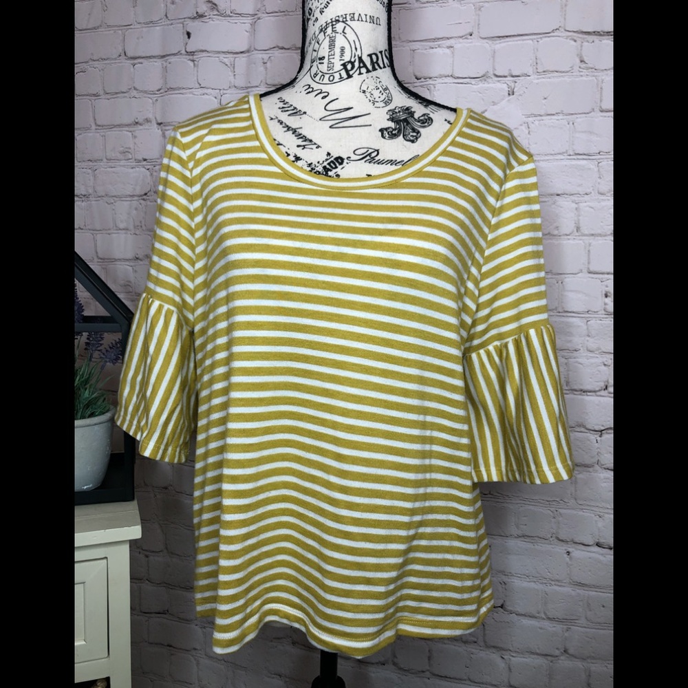W5 Stripped 3/4 Bell Sleeve Top